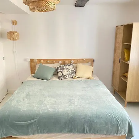 Studio A Apartment *